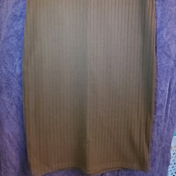 Olive Dress - Picture 2 of 5